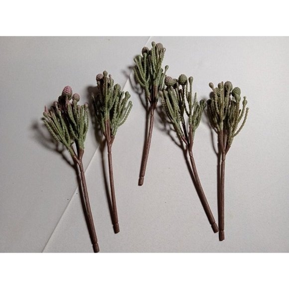 Hobby Lobby Desert Plant Faux Floral Picks Lot of‎ 5 -New w/out Tags - Picture 1 of 3